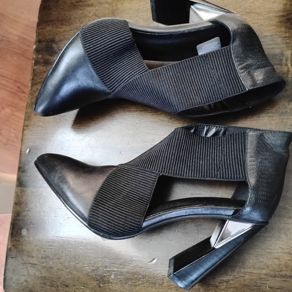 Jadyrose Vintage black heels